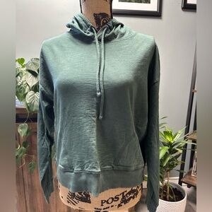 Gap lightweight hoodie; slightly cropped. Size XS.